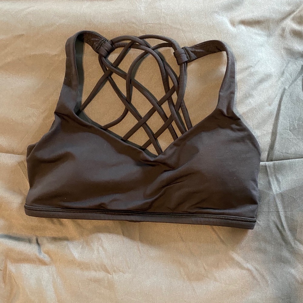Lululemon bra size 6